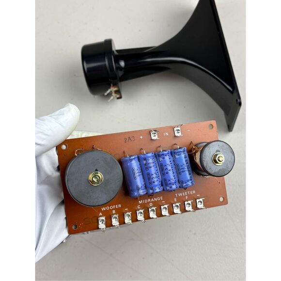 Vintage Realistic Soft Dome Midrange 40-1281A Tweeter, Horn and Crossover  EW246 - Picture 5 of 7